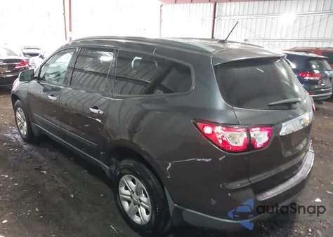 2014 Chevrolet Traverse Ls z USA, uszkodzony, nr VIN 1GNKRFED7EJ267903